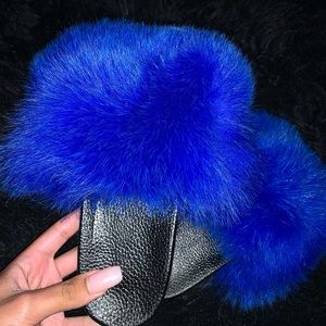 REAL FOX FUR SLIDES